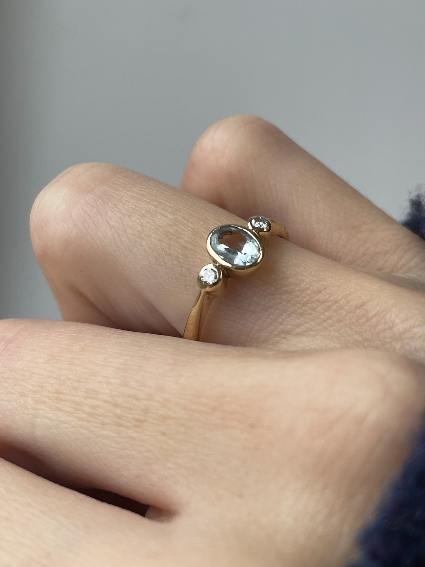 Vintage aquamarine and diamond trilogy ring on 9ct gold
