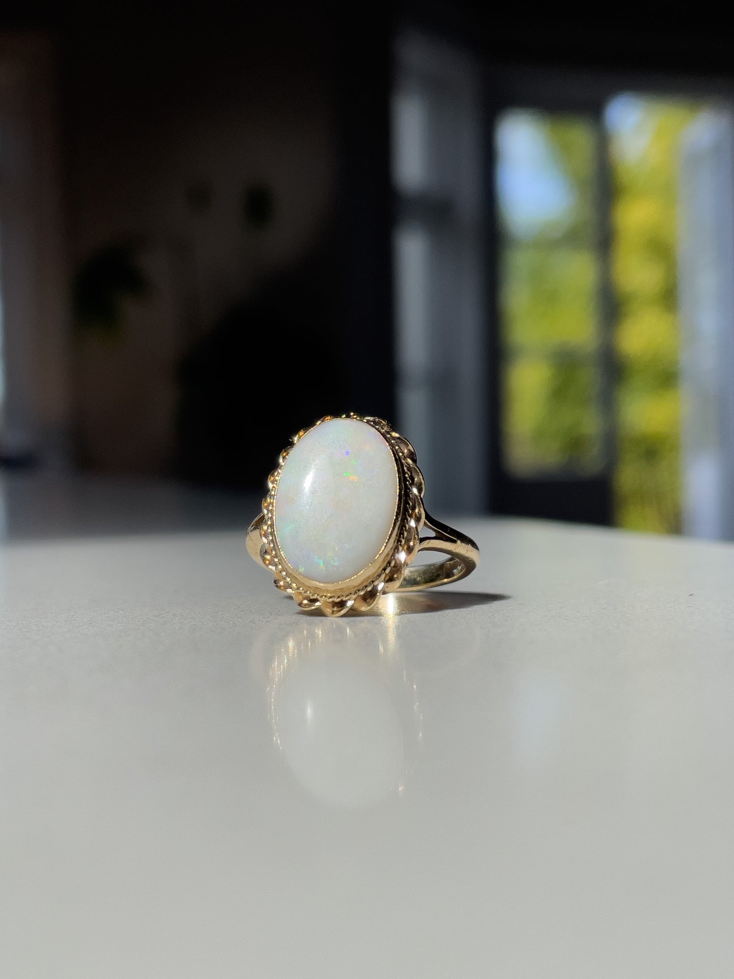Vintage large opal cabochon ring on 9ct gold