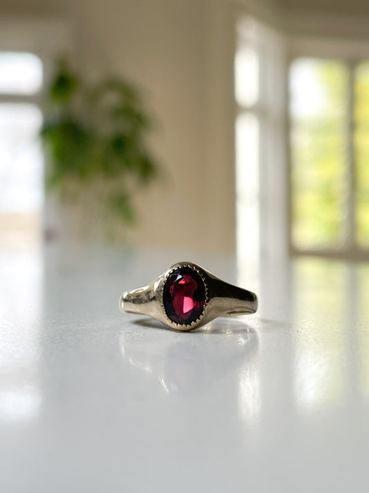 Vintage garnet signet ring