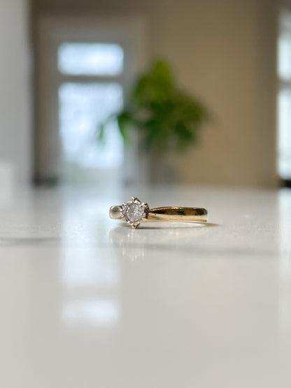 Vintage diamond solitaire ring made in the year 2000