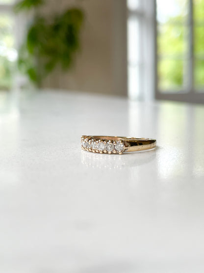 Vintage 7-stone diamond eternity ring on 9ct gold