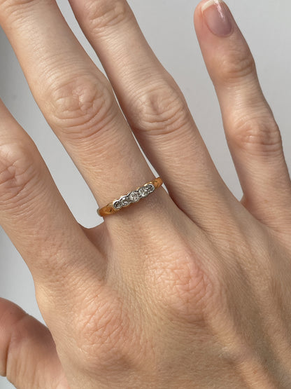 Antique diamond 5 stone ring on 18ct gold