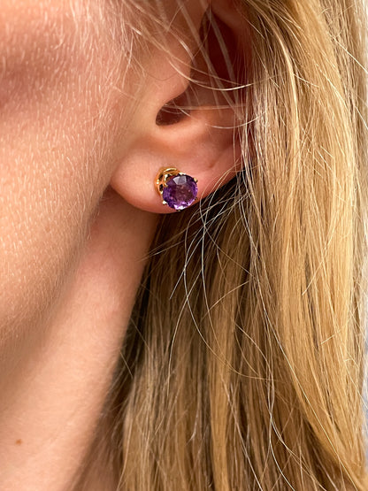 9ct Amethyst stud earrings