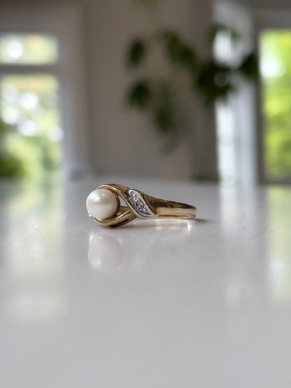 Vintage pearl and diamond ring on 9ct gold