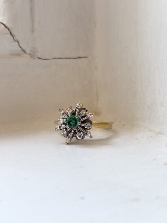 Vintage emerald and diamond snowflake cluster ring on 18ct gold