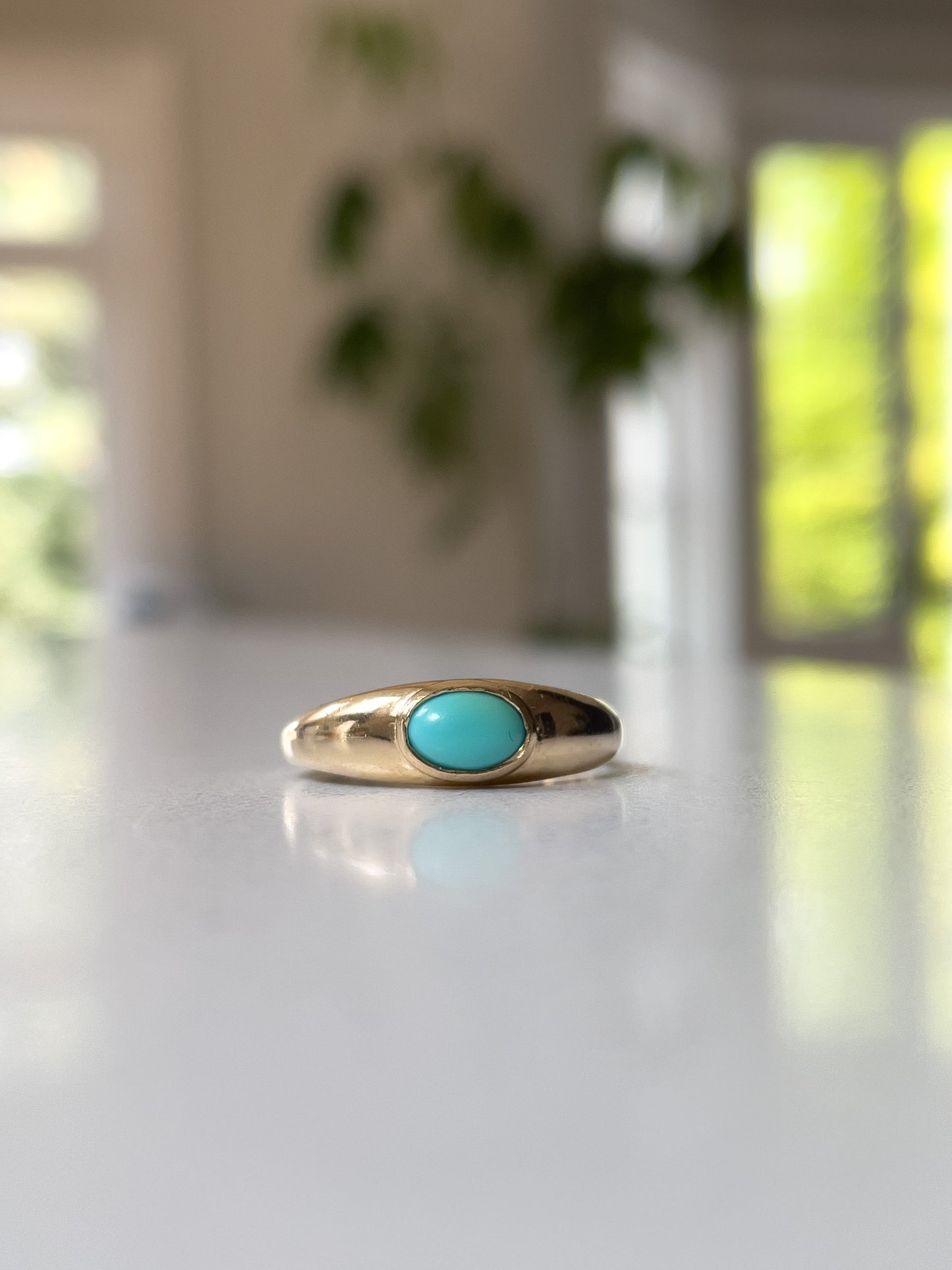 Vintage turquoise pinky ring on 9ct gold