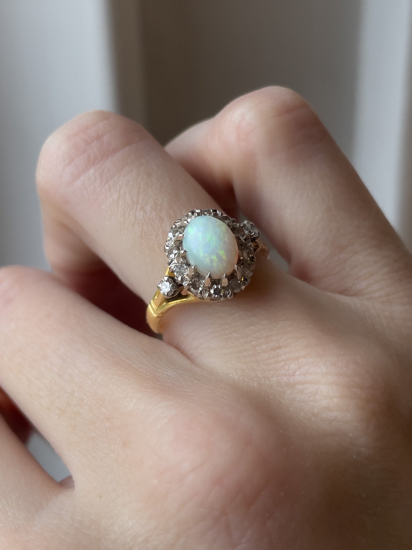 Vintage opal and diamond cluster ring on 18ct gold