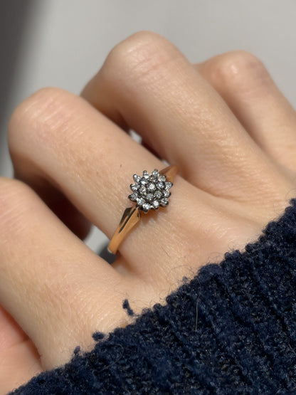 Vintage tiered diamond cluster ring on 9ct gold