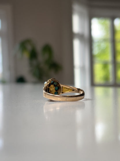 Antique Georgian turquoise and diamond ring on 9ct gold