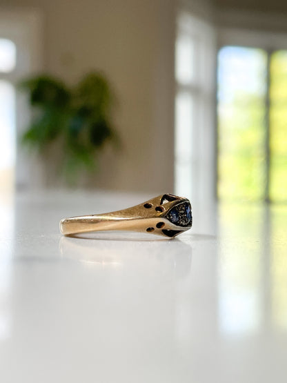 Antique 18ct gold sapphire and diamond boat ring - early 20th century