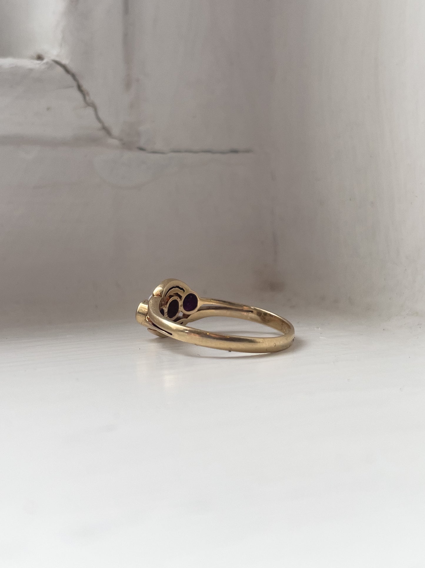 Vintage seed pearl and ruby trilogy ring on 18ct gold