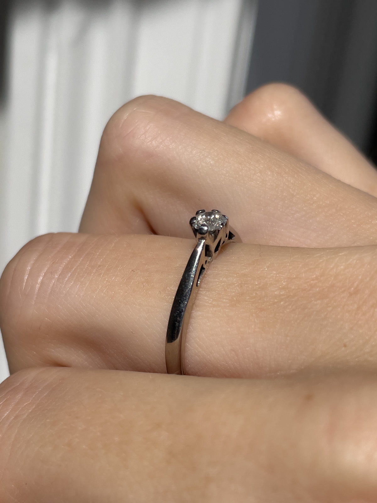 Vintage diamond solitaire ring on 9ct white gold