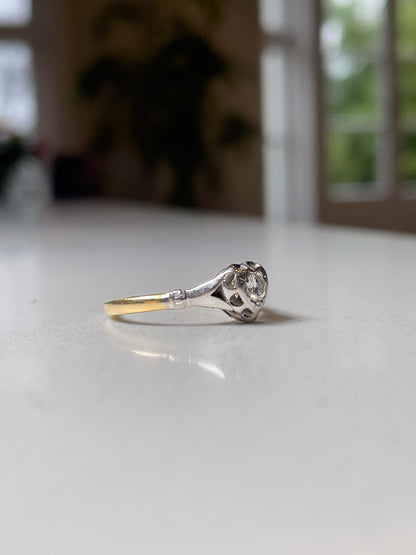 Antique heart shaped diamond solitaire ring on 18ct gold and platinum