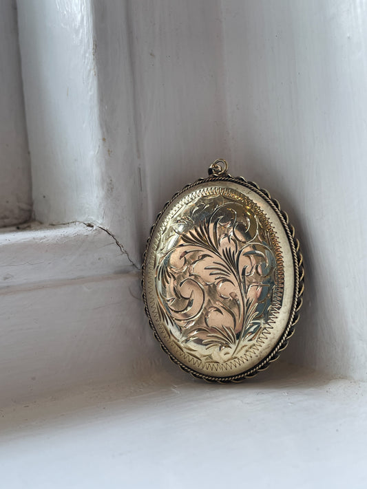 Large 1970s gold plated silver locket