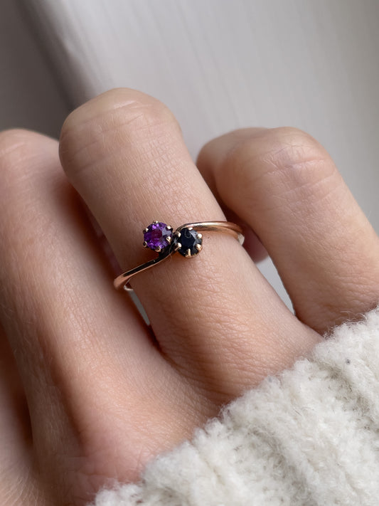 Vintage amethyst and sapphire toi et moi ring on 9ct gold