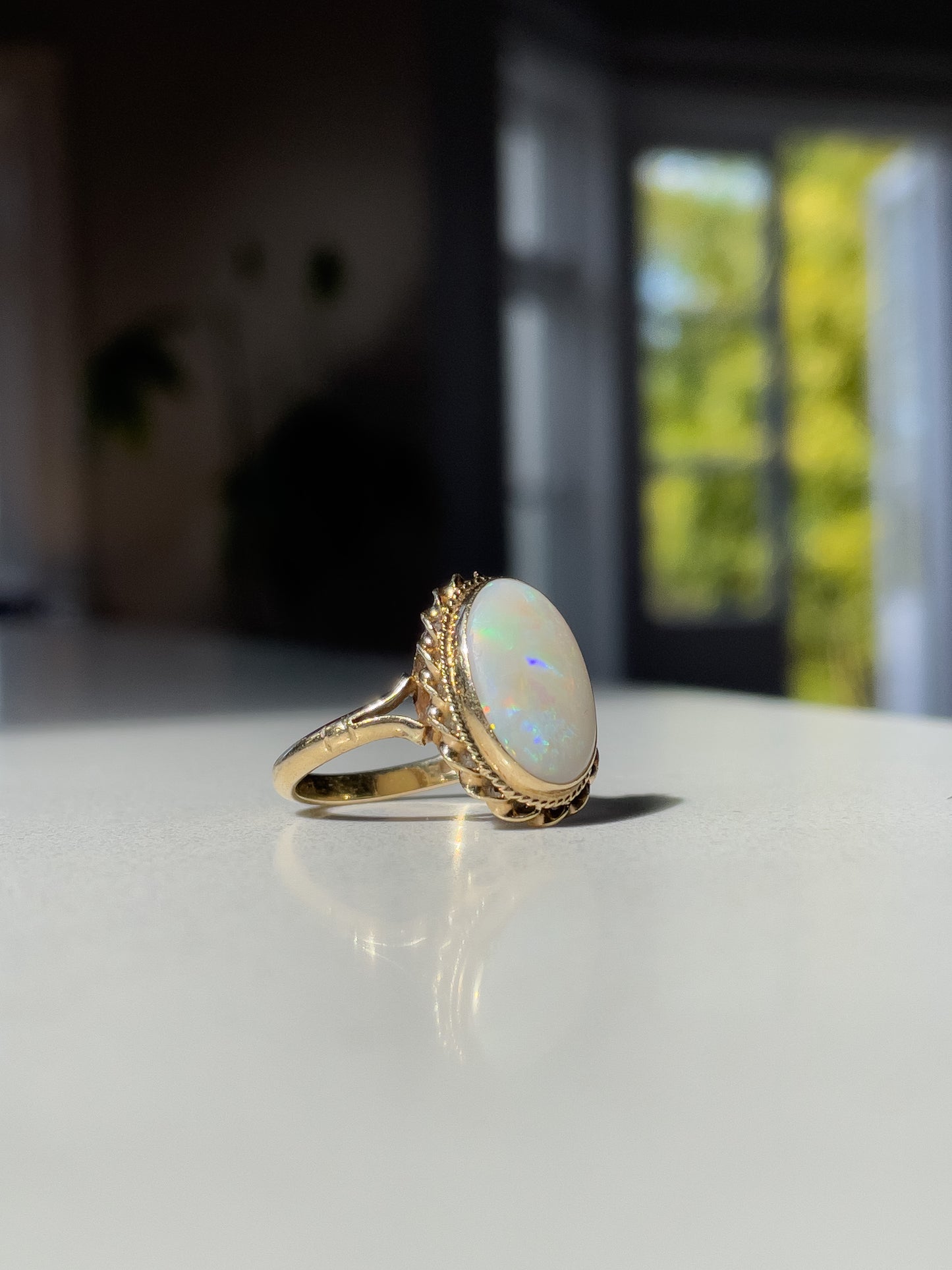 Vintage large opal cabochon ring on 9ct gold