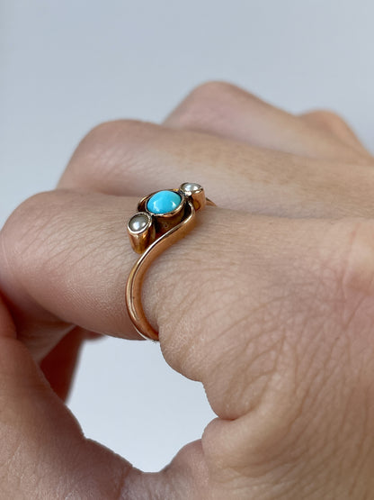 Antique turquoise and pearl bypass ring