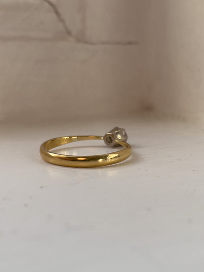 Vintage yellow diamond solitaire ring on 18ct gold