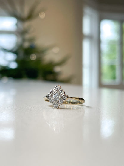 Vintage 9ct gold and platinum white spinel ring