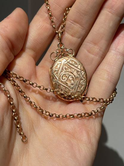 Antique gold plated photo locket with 9ct gold plated belcher chain