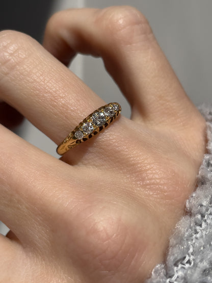 Antique Edwardian diamond 5-stone ring on 18ct gold