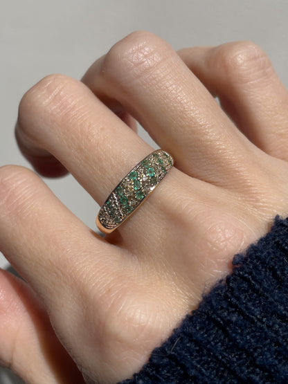 Vintage emerald and diamond band ring on 9ct gold