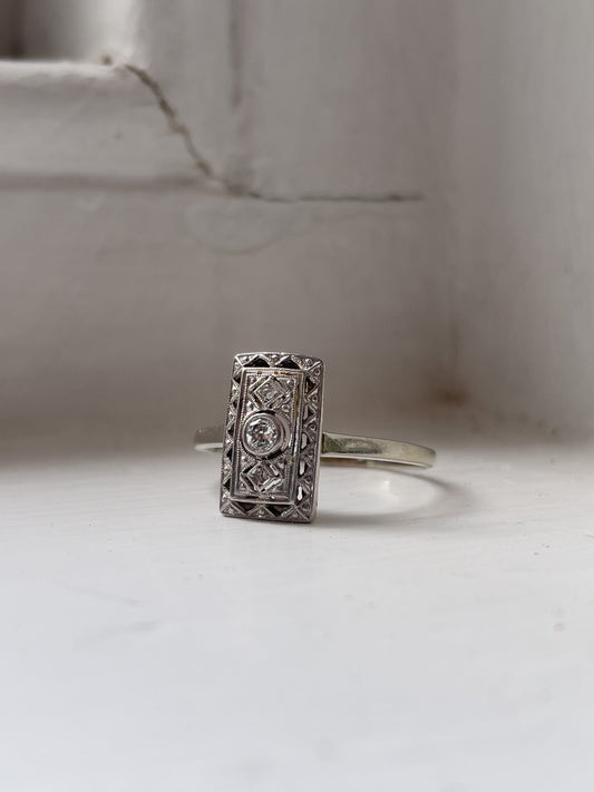 Vintage diamond panel ring on 18ct white gold