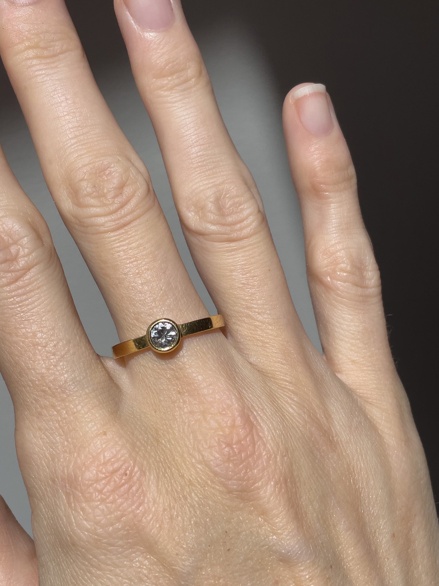 1970s Vintage diamond solitaire ring on 18ct gold